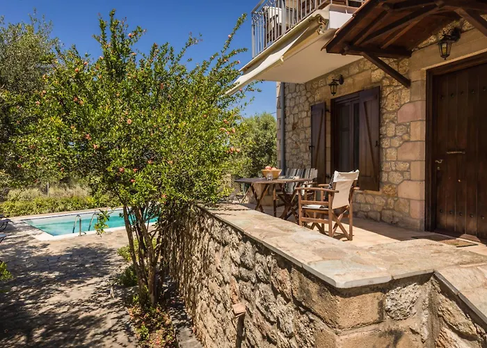 Eleonas - Kardamili's Acqua Bliss Апартаменты Кардамили